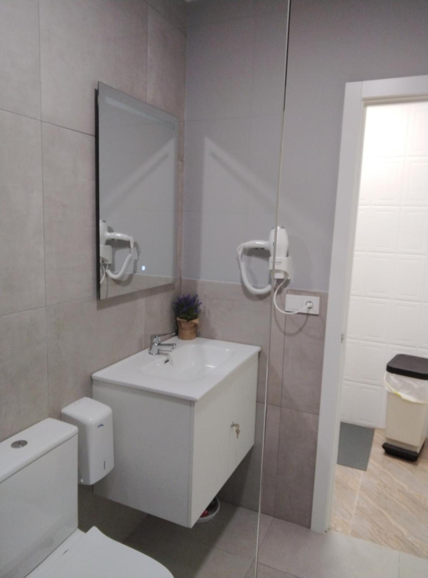 Grupo Arcanos Pension Atenea & Via Romana Caldas De Reis Dış mekan fotoğraf